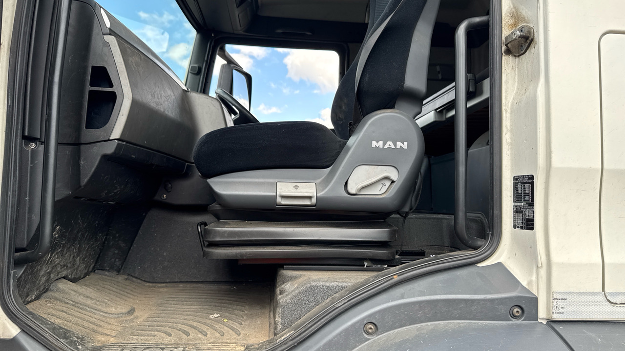 Caminhão frigorífico MAN TGS 18.320: foto 14