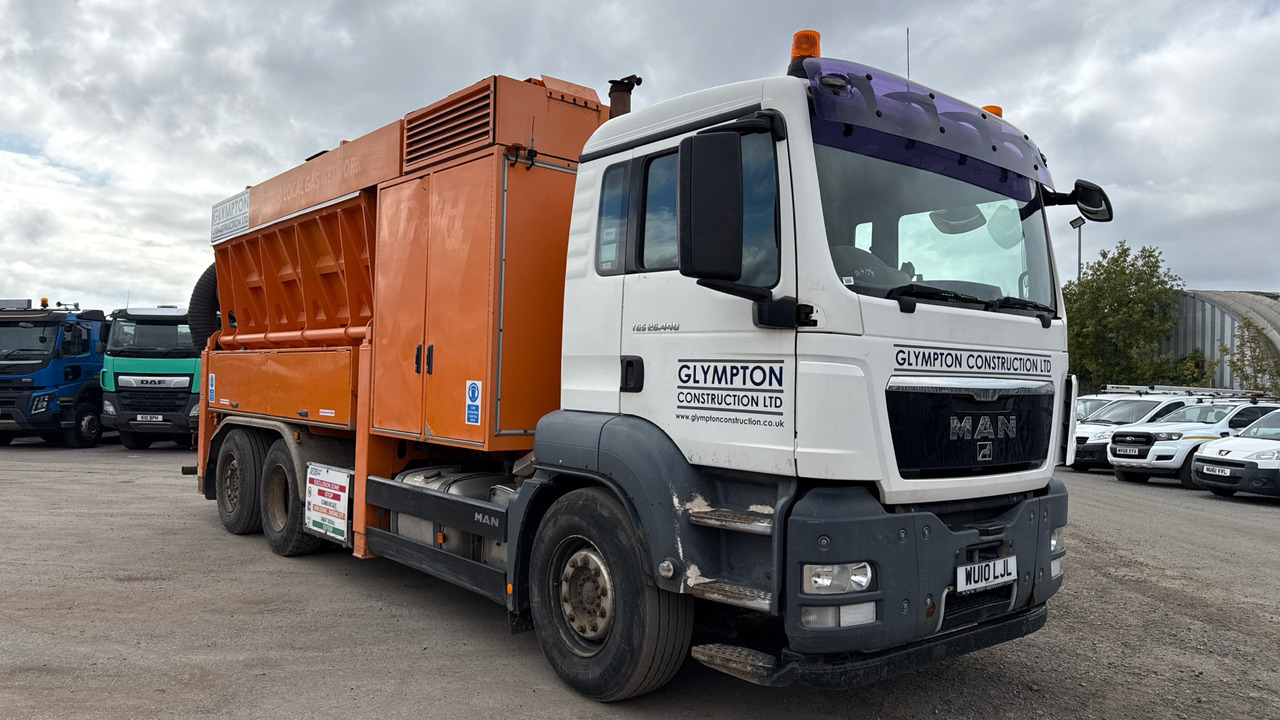 MAN TGS 26.440 - Caminhão limpa fossa: foto 1 MAN TGS 26.440 - Caminhão limpa fossa: foto 1