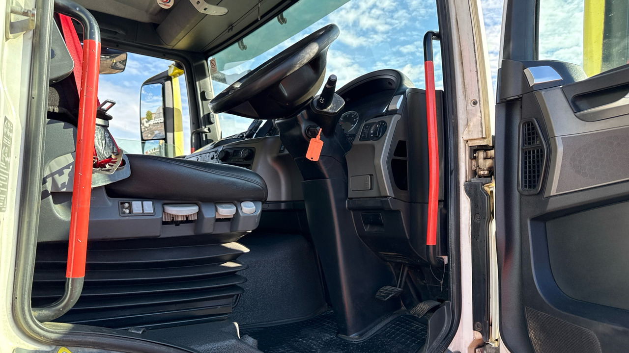 MAN TGS 32.400 - Caminhão basculante: foto 5 MAN TGS 32.400 - Caminhão basculante: foto 5