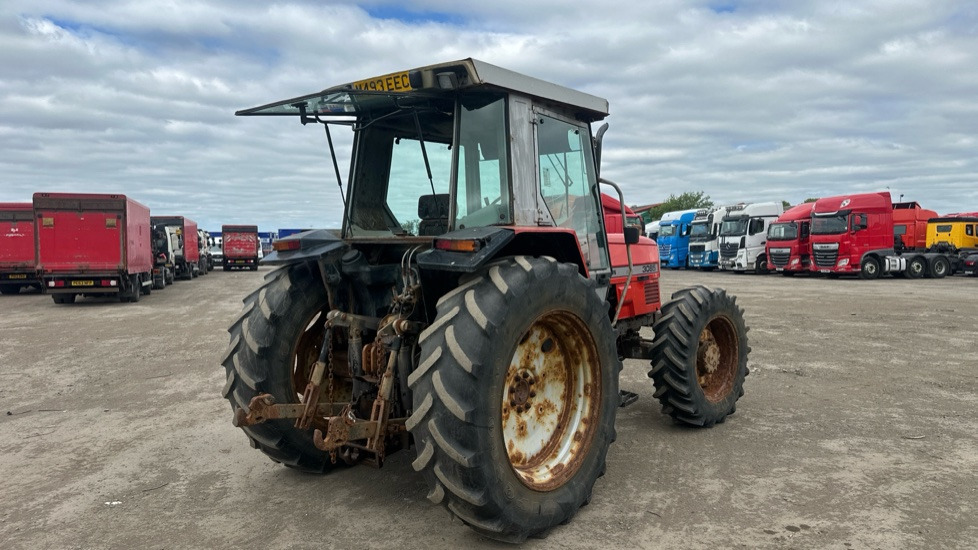 MASSEY FERGUSON 3085 AUTOTRONIC - Trator: foto 4 MASSEY FERGUSON 3085 AUTOTRONIC - Trator: foto 4