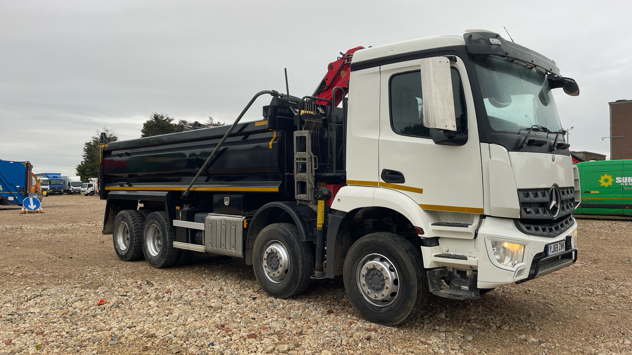 MERCEDES-BENZ AROCS - Caminhão basculante, Caminhão grua: foto 1 MERCEDES-BENZ AROCS - Caminhão basculante, Caminhão grua: foto 1