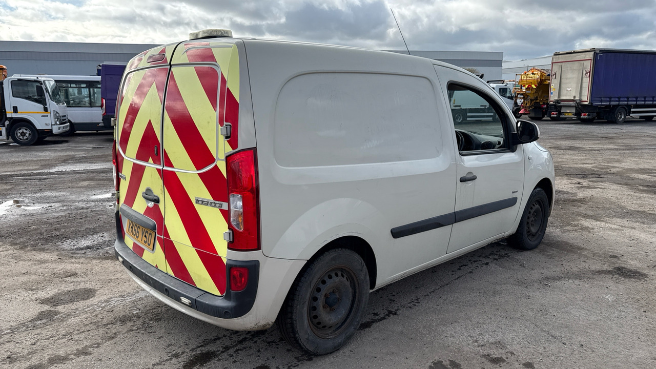 MERCEDES-BENZ CITAN 109 CDI BLUEEFFICIENCY - Furgão compacto: foto 4 MERCEDES-BENZ CITAN 109 CDI BLUEEFFICIENCY - Furgão compacto: foto 4