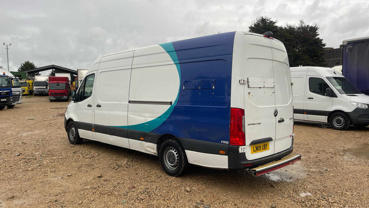 MERCEDES-BENZ SPRINTER 314 CDI - Furgão: foto 3 MERCEDES-BENZ SPRINTER 314 CDI - Furgão: foto 3