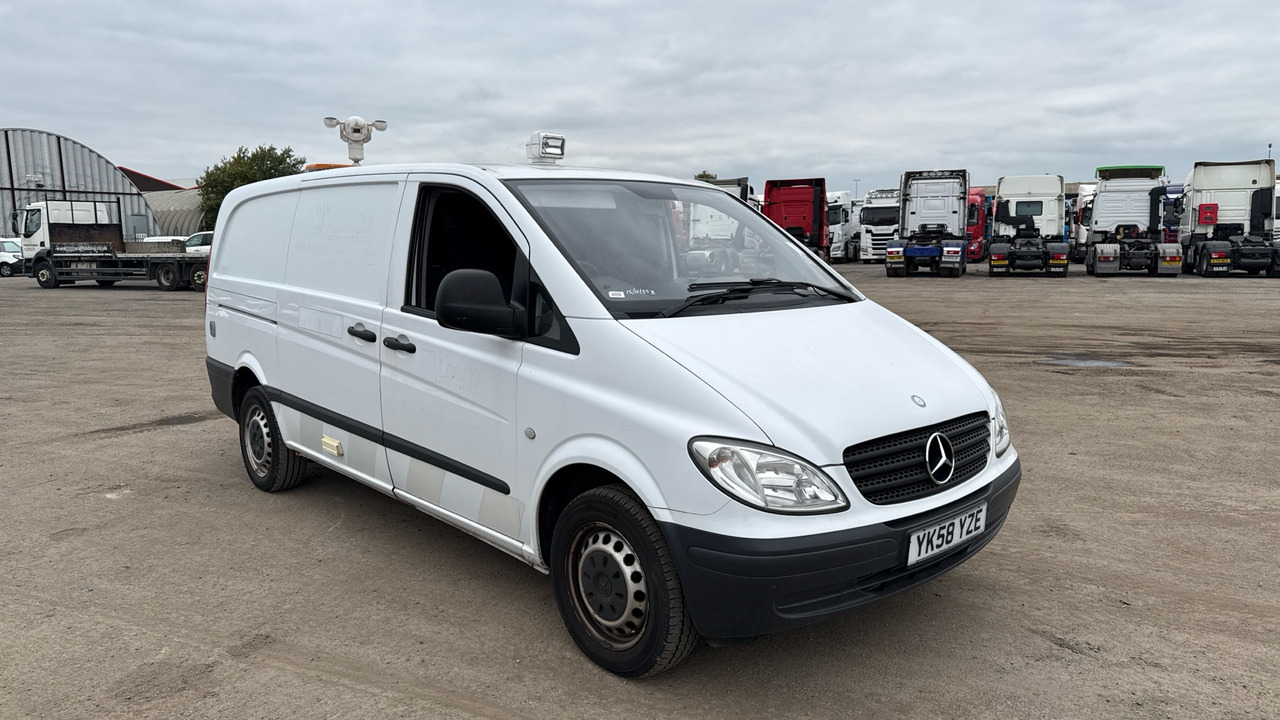 MERCEDES-BENZ VITO 111 CDI - Furgão compacto: foto 1 MERCEDES-BENZ VITO 111 CDI - Furgão compacto: foto 1