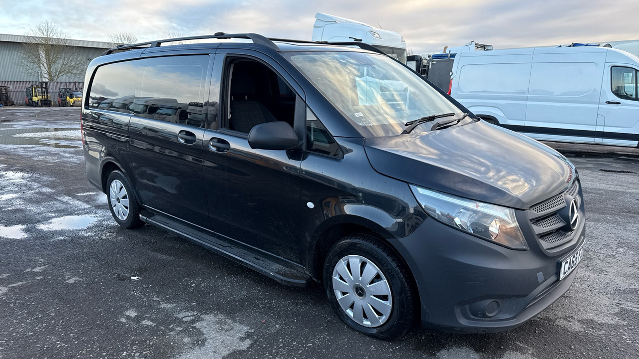 MERCEDES-BENZ VITO 114CDI BlueTec Crew Van - Furgão compacto: foto 1 MERCEDES-BENZ VITO 114CDI BlueTec Crew Van - Furgão compacto: foto 1