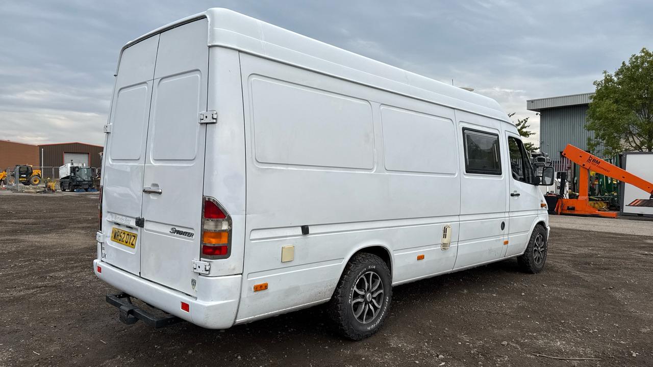 MERCEDES SPRINTER 311 CDI - Furgão: foto 4 MERCEDES SPRINTER 311 CDI - Furgão: foto 4