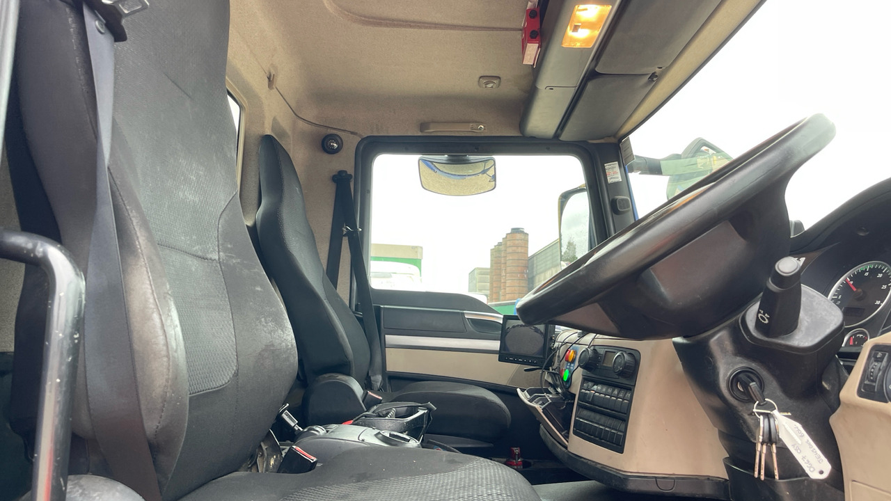 Man TGM 18.250 - Camião de caixa aberta/ Plataforma, Caminhão grua: foto 5 Man TGM 18.250 - Camião de caixa aberta/ Plataforma, Caminhão grua: foto 5