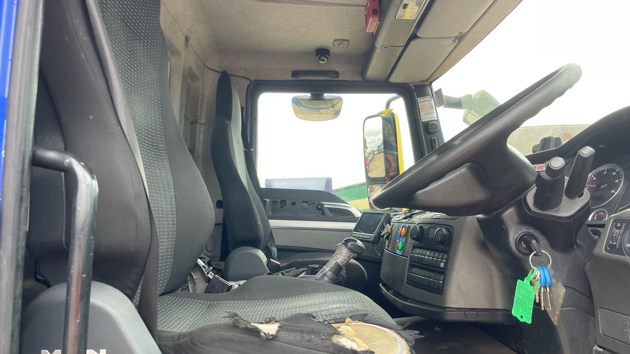 Man TGM 18.250 - Camião de caixa aberta/ Plataforma, Caminhão grua: foto 5 Man TGM 18.250 - Camião de caixa aberta/ Plataforma, Caminhão grua: foto 5