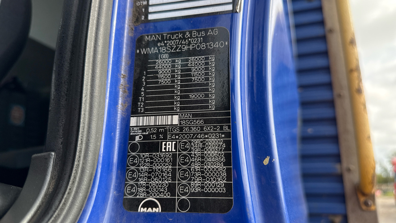Camião de caixa aberta/ Plataforma, Caminhão grua Man TGS 26.360: foto 12