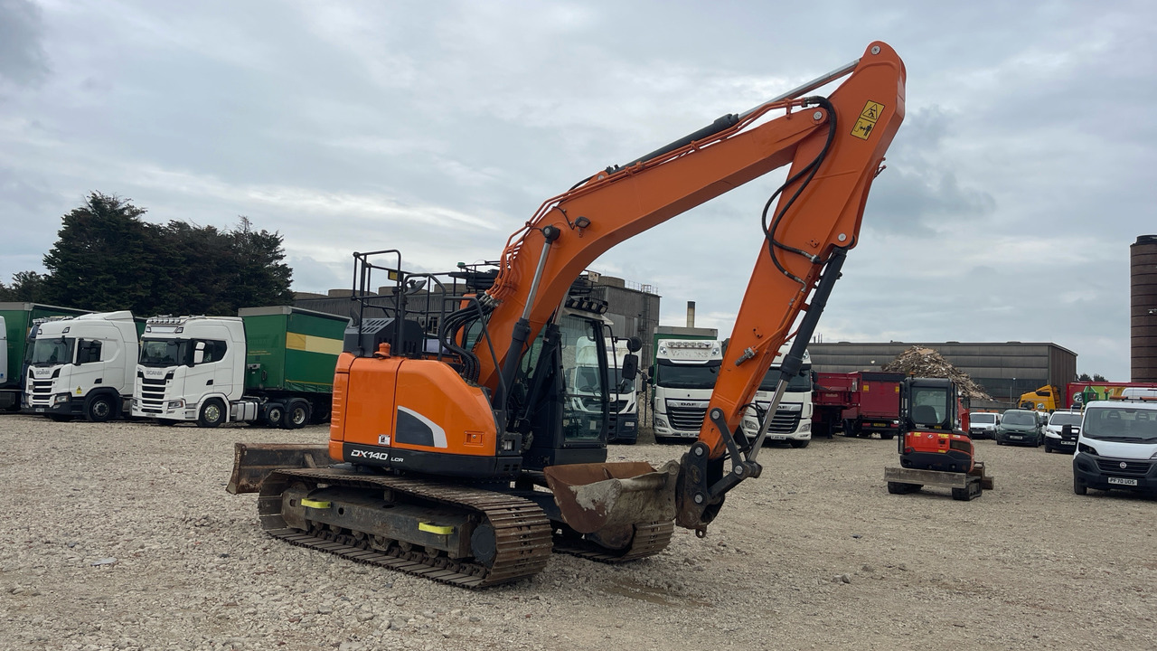DOOSAN DX140LCR-5 - Máquina de outro: foto 1 DOOSAN DX140LCR-5 - Máquina de outro: foto 1