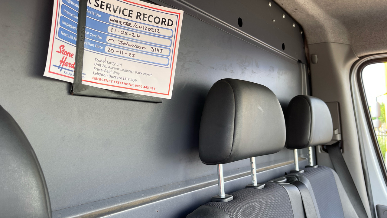 Caminhão com plataforma aérea Mercedes-Benz Sprinter 513 CDI: foto 16