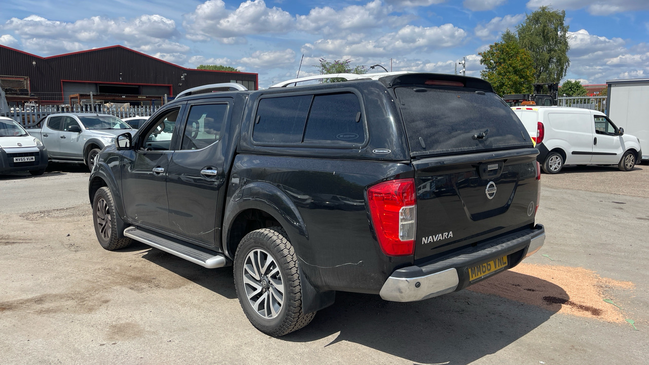 NISSAN NAVARA TEKNA 2.3 DCI 190PS - Pick-up, Carrinha cabine dupla: foto 3 NISSAN NAVARA TEKNA 2.3 DCI 190PS - Pick-up, Carrinha cabine dupla: foto 3