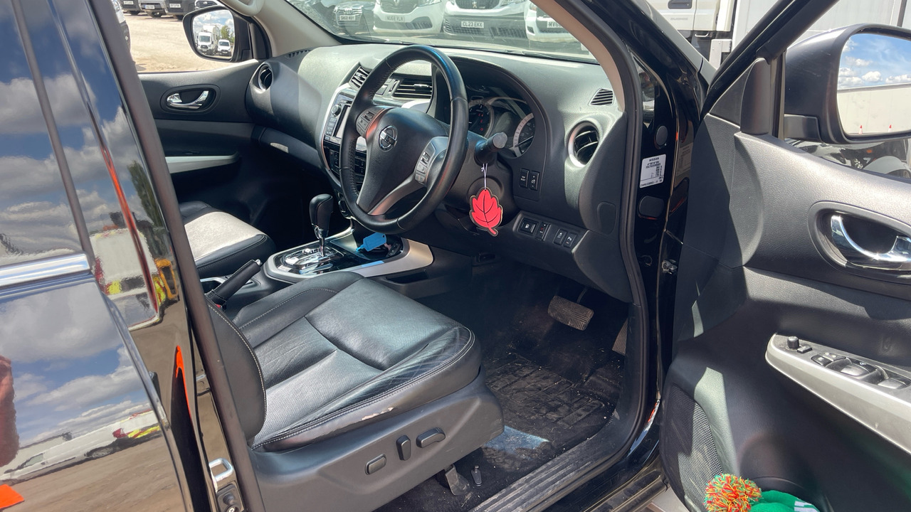 NISSAN NAVARA TEKNA 2.3 DCI 190PS - Pick-up, Carrinha cabine dupla: foto 5 NISSAN NAVARA TEKNA 2.3 DCI 190PS - Pick-up, Carrinha cabine dupla: foto 5