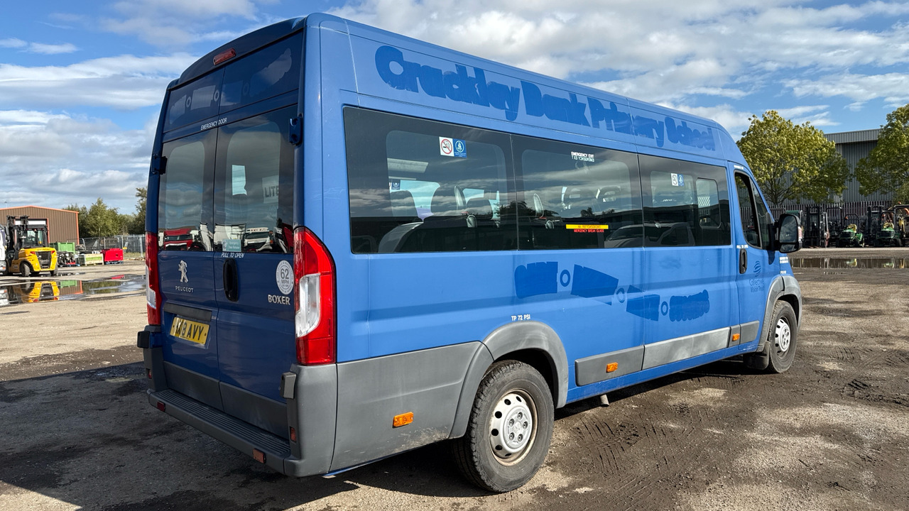 PEUGEOT BOXER 440 2.0 BlueHDi 130ps - Micro-ônibus, Furgão de passageiros: foto 4 PEUGEOT BOXER 440 2.0 BlueHDi 130ps - Micro-ônibus, Furgão de passageiros: foto 4