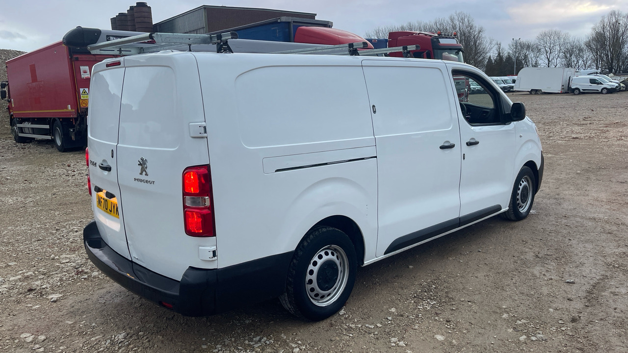 PEUGEOT EXPERT PROFESSBLIONAL 1.5 BLUEHDI - Furgão: foto 4 PEUGEOT EXPERT PROFESSBLIONAL 1.5 BLUEHDI - Furgão: foto 4