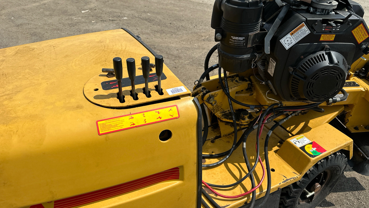 RAYCO RG1625A - Triturador de tocos: foto 5 RAYCO RG1625A - Triturador de tocos: foto 5