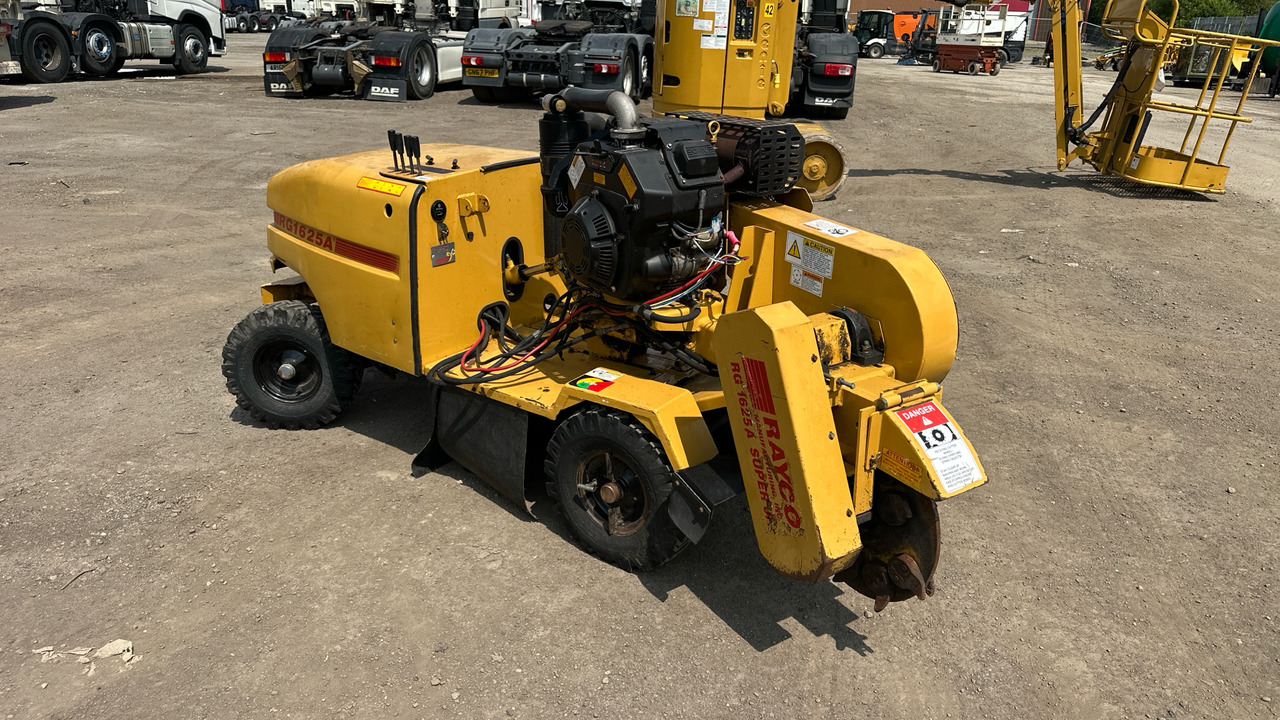 RAYCO RG1625A - Triturador de tocos: foto 1 RAYCO RG1625A - Triturador de tocos: foto 1