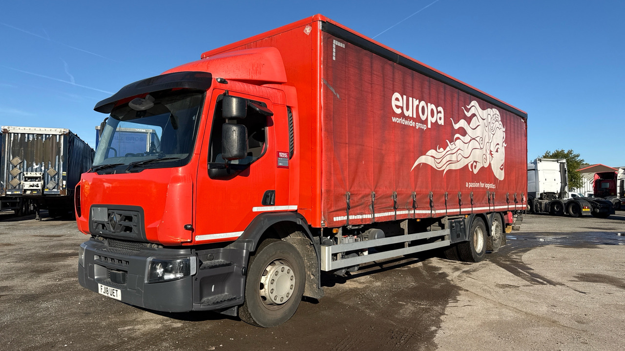 RENAULT D 26 - Caminhão com lona: foto 2 RENAULT D 26 - Caminhão com lona: foto 2