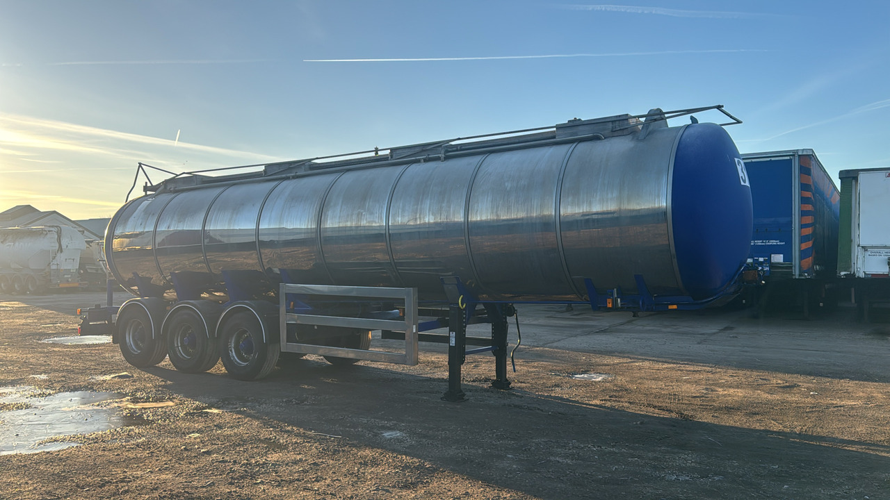 INDOX ROS ROCA TANKER - Reboque: foto 1 INDOX ROS ROCA TANKER - Reboque: foto 1