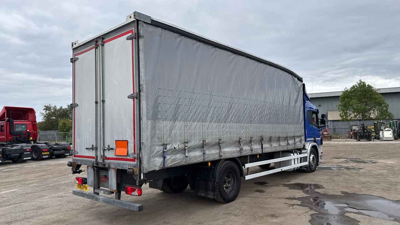 SCANIA P 230 - Caminhão com lona: foto 4 SCANIA P 230 - Caminhão com lona: foto 4
