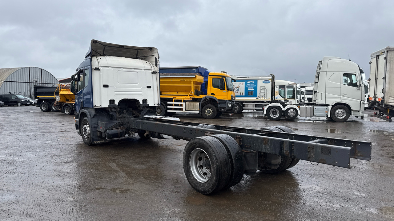 SCANIA P 230 - Caminhão chassi: foto 3 SCANIA P 230 - Caminhão chassi: foto 3