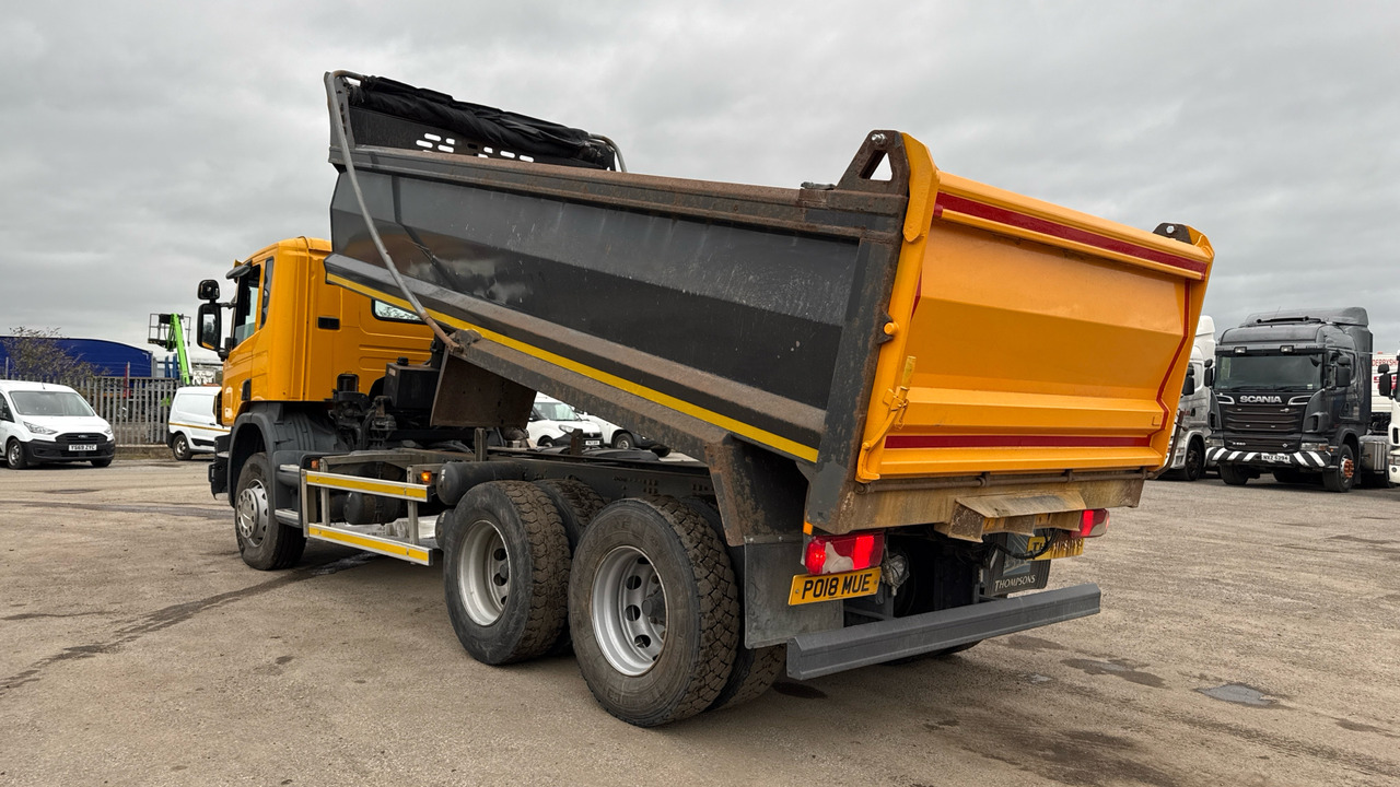 SCANIA P 320 - Caminhão basculante: foto 3 SCANIA P 320 - Caminhão basculante: foto 3