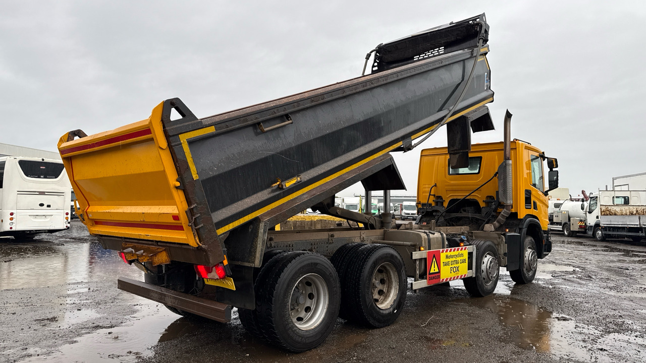 SCANIA P 410 XT - Caminhão basculante: foto 4 SCANIA P 410 XT - Caminhão basculante: foto 4