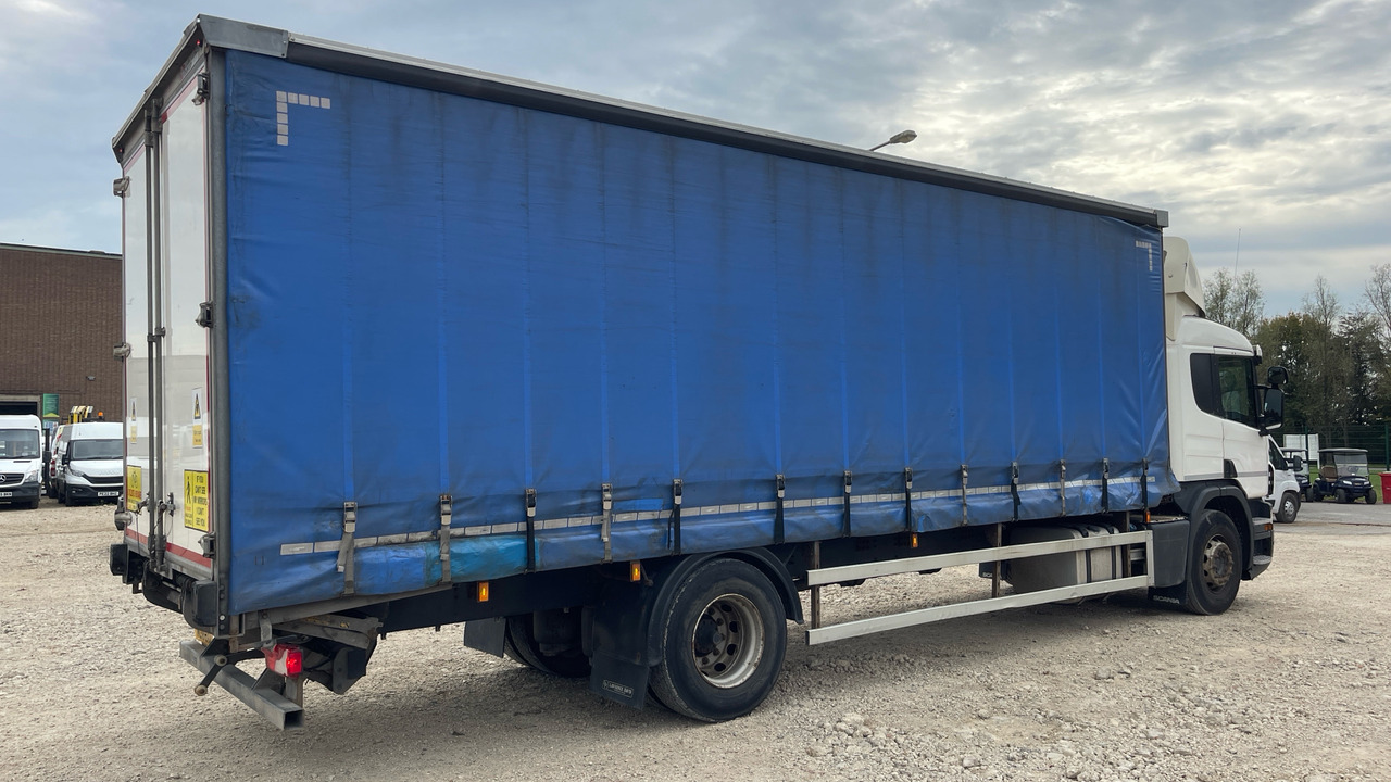 SCANIA P250 - Caminhão com lona: foto 4 SCANIA P250 - Caminhão com lona: foto 4