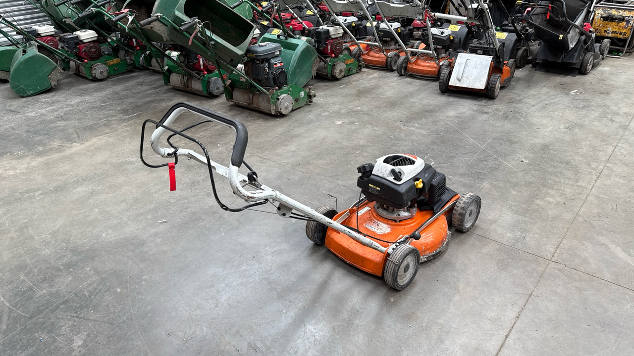 STIHL RM4 RTP - Cortador de grama: foto 4 STIHL RM4 RTP - Cortador de grama: foto 4