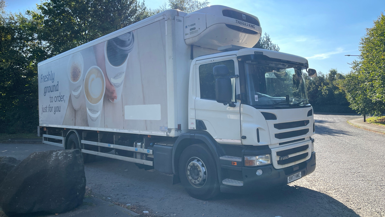 Scania P 250 - Caminhão frigorífico: foto 1 Scania P 250 - Caminhão frigorífico: foto 1