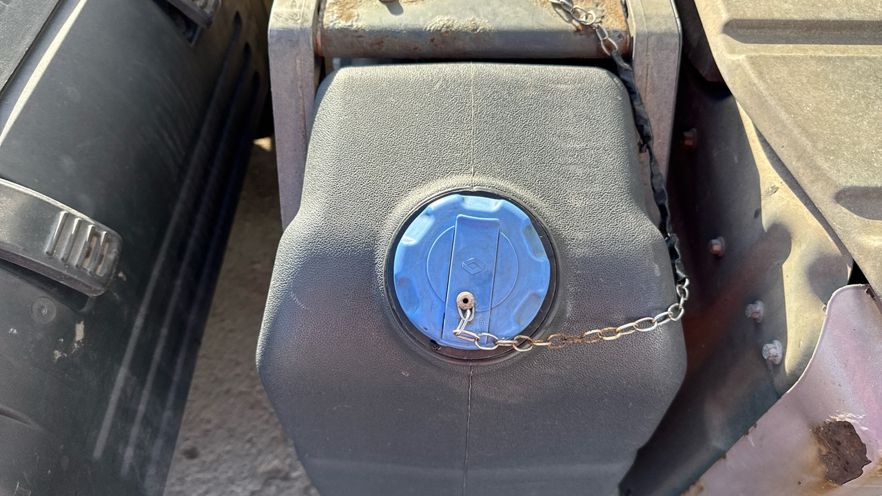 Tractor RENAULT T 460: foto 15
