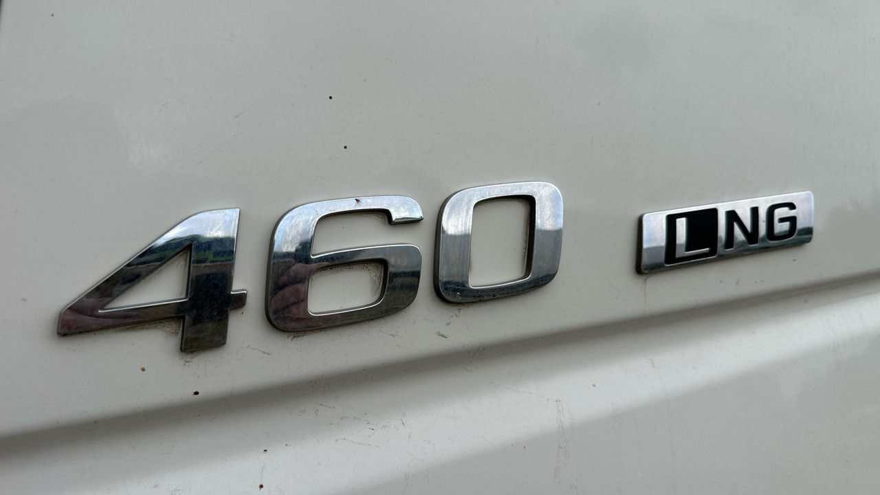 Tractor VOLVO FH 460: foto 16