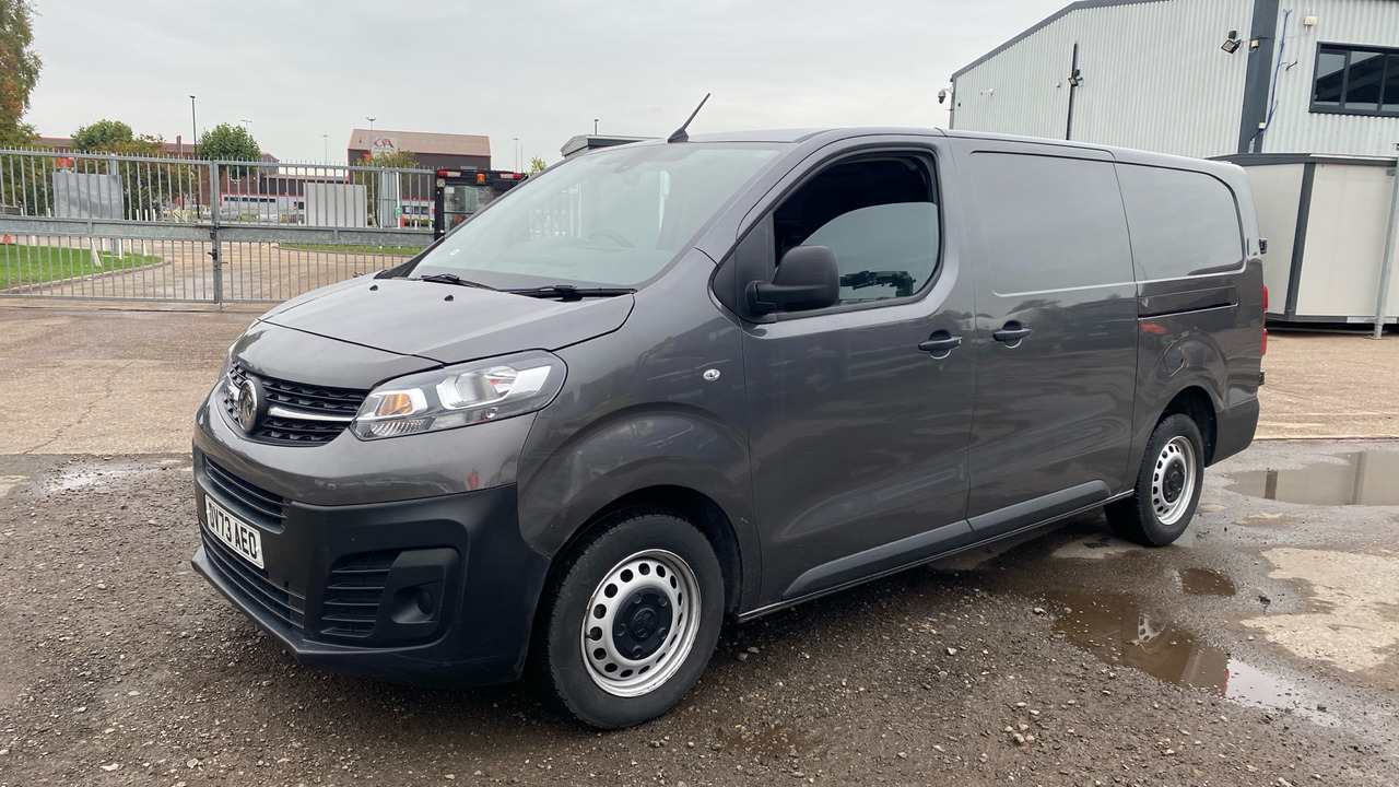 VAUXHALL VIVARO 3100 2.0d 145PS Prime - Furgão compacto: foto 2 VAUXHALL VIVARO 3100 2.0d 145PS Prime - Furgão compacto: foto 2