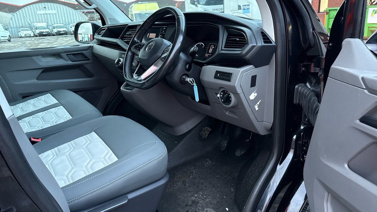 VOLKSWAGEN TRANSPORTER T28 2.0 TDI 110PS HIGHLINE CAMPER VAN - Campervan: foto 5 VOLKSWAGEN TRANSPORTER T28 2.0 TDI 110PS HIGHLINE CAMPER VAN - Campervan: foto 5