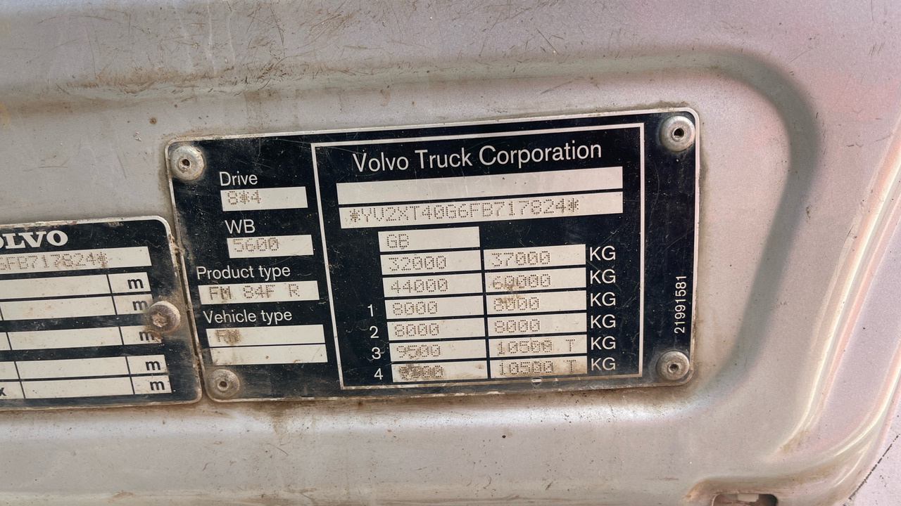 Caminhão polibenne VOLVO FM 500: foto 12
