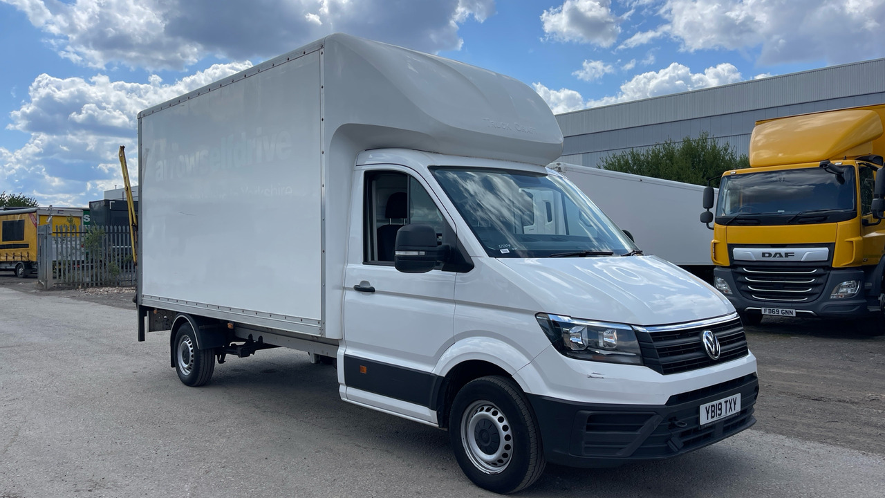 Volkswagen Crafter CR35 2.0 TDI 140PS STARTLINE - Carrinha de contentor: foto 1 Volkswagen Crafter CR35 2.0 TDI 140PS STARTLINE - Carrinha de contentor: foto 1