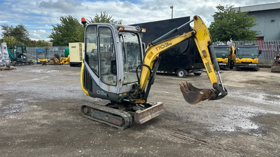 WACKER NEUSON 1703 - Mini escavadeira: foto 4 WACKER NEUSON 1703 - Mini escavadeira: foto 4