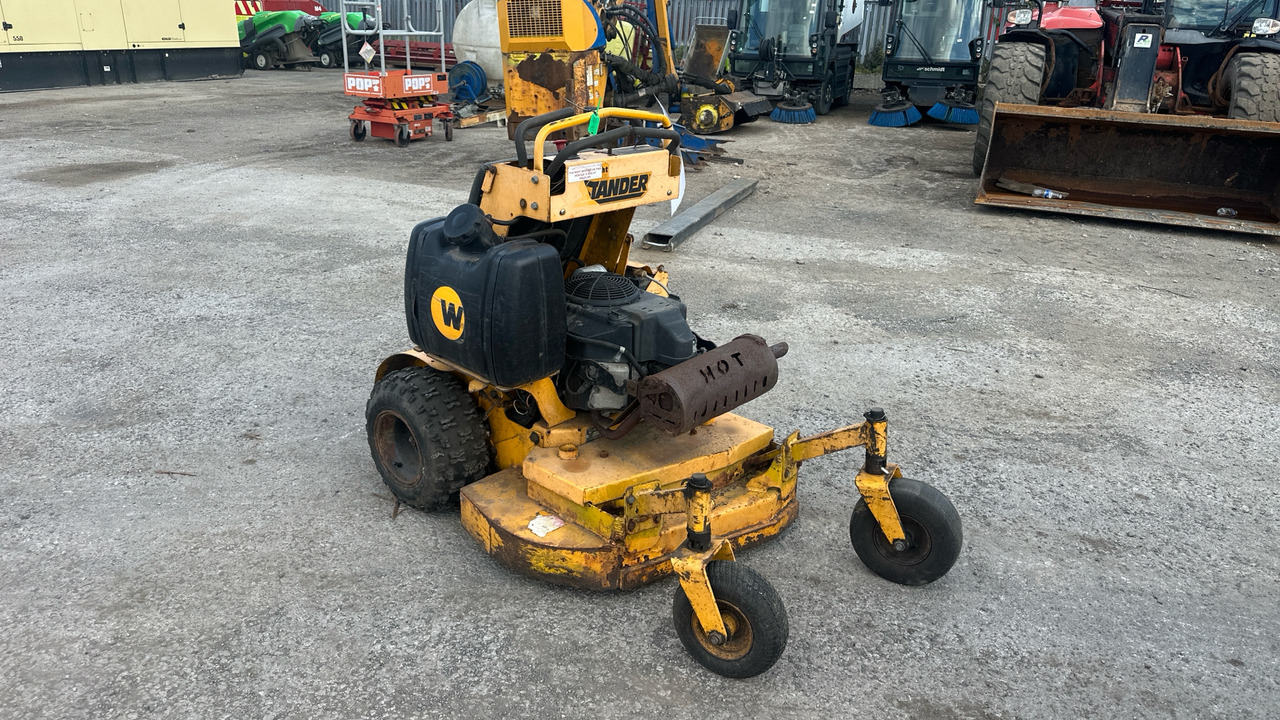 WRIGHT STANDER QUAD LEVER - Cortador de grama: foto 1 WRIGHT STANDER QUAD LEVER - Cortador de grama: foto 1