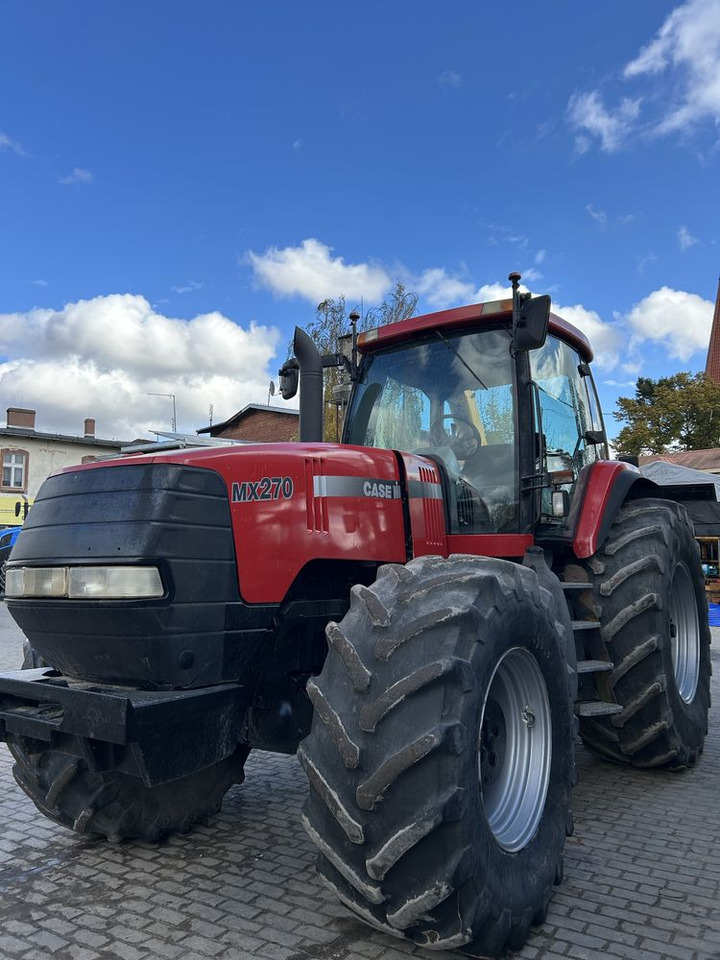 Case MX270 Magnum Pneumatyka Powershifft zaczepy - Trator: foto 3 Case MX270 Magnum Pneumatyka Powershifft zaczepy - Trator: foto 3