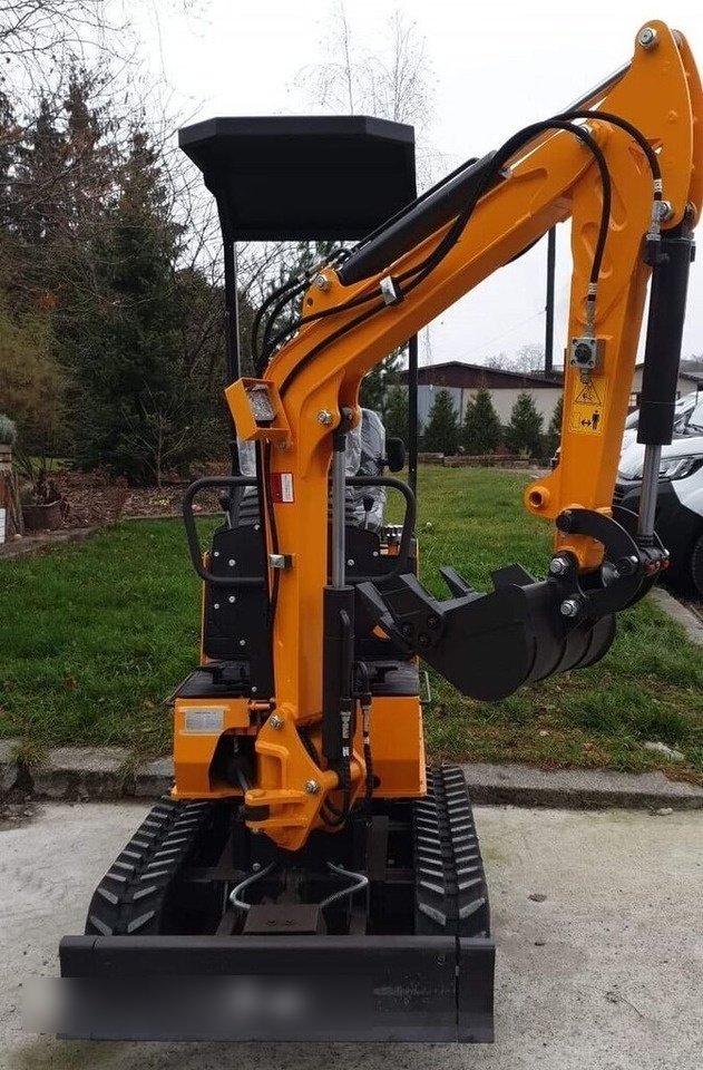 Berger Kraus Mini Excavator BK800BS torsion arm with FULL equipment - Mini escavadeira: foto 2 Berger Kraus Mini Excavator BK800BS torsion arm with FULL equipment - Mini escavadeira: foto 2