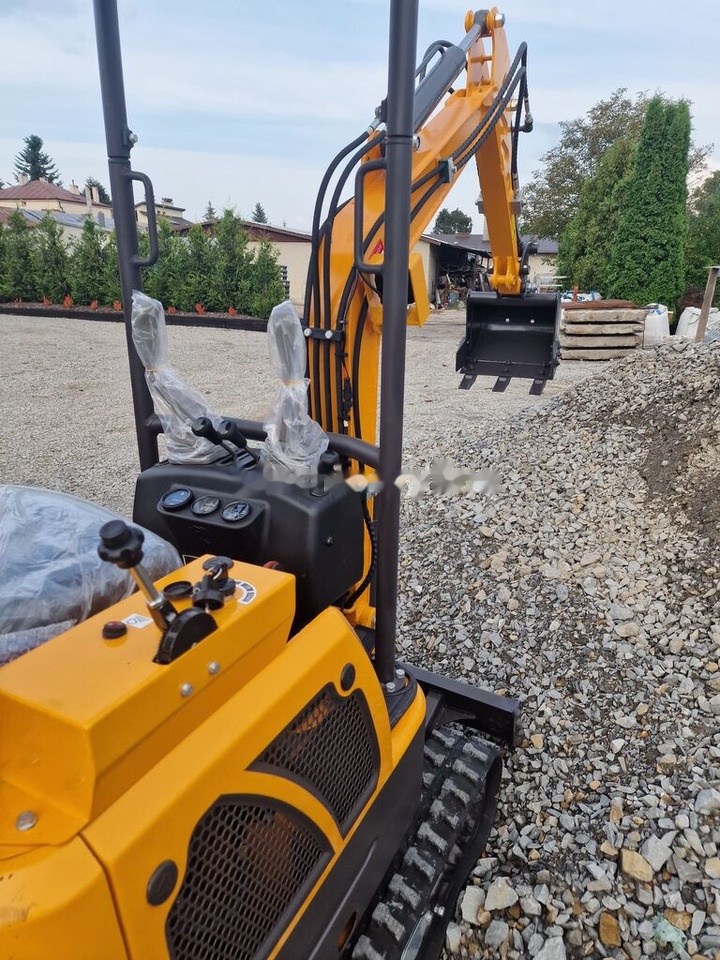 Berger Kraus Nowy BERGER KRAUS BK1200AS KUBOTA skrętne ramie Minikoparka + ze - Mini escavadeira: foto 5 Berger Kraus Nowy BERGER KRAUS BK1200AS KUBOTA skrętne ramie Minikoparka + ze - Mini escavadeira: foto 5