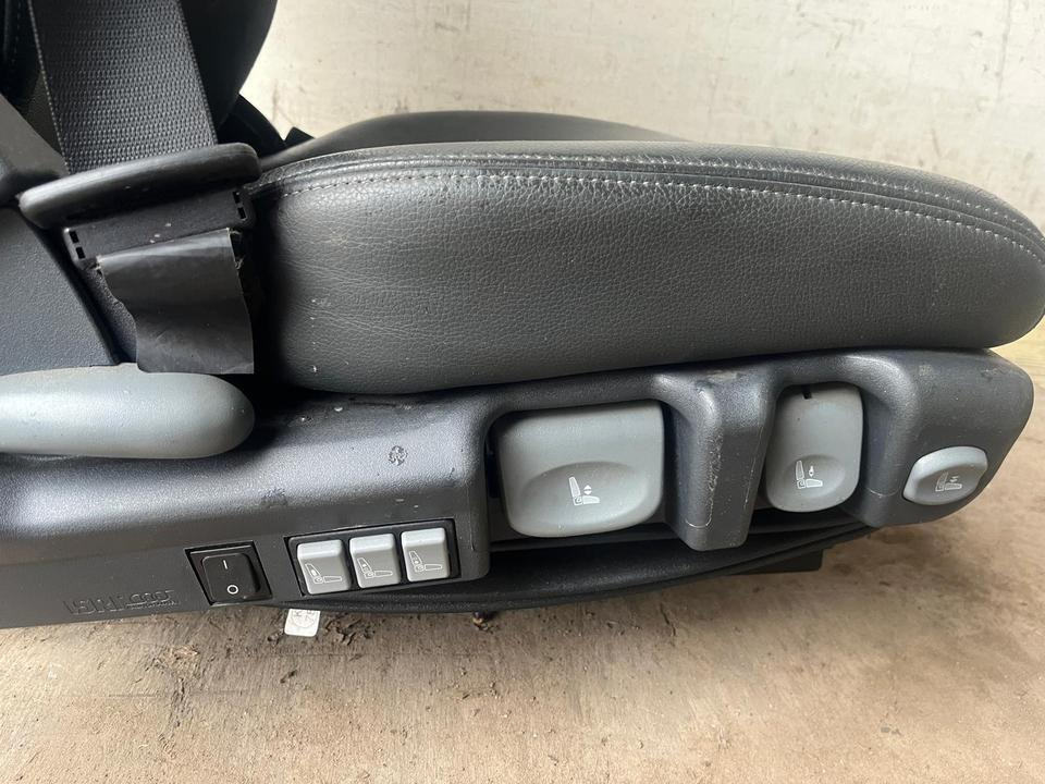 IVECO Stralis 450 Beifahrersitz - Banco de Caminhão: foto 4 IVECO Stralis 450 Beifahrersitz - Banco de Caminhão: foto 4