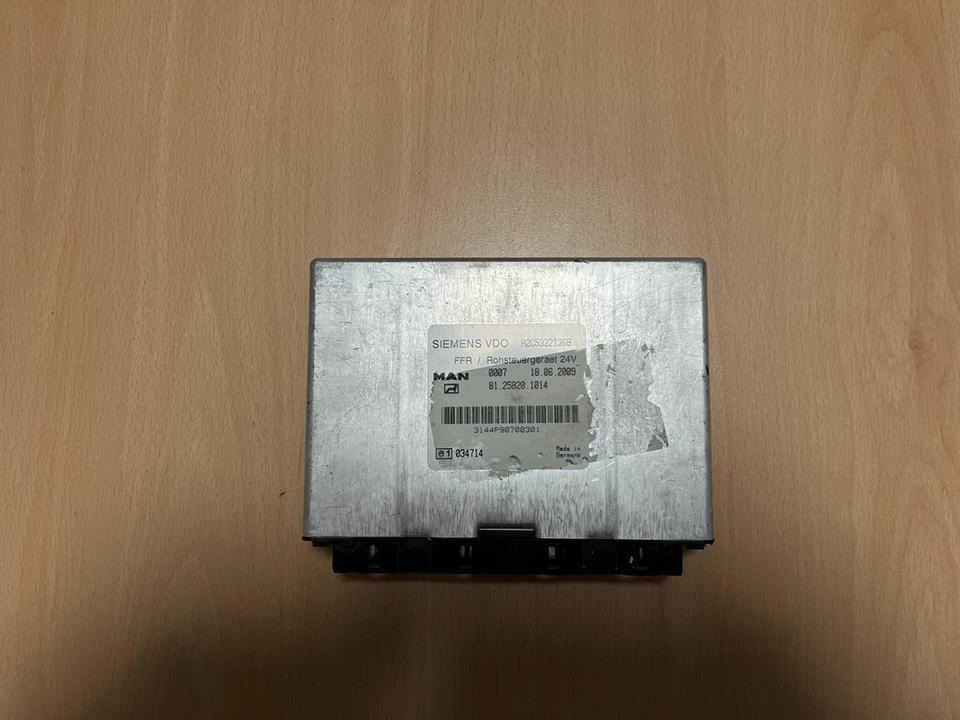 MAN SIEMENS VDO FFR Rohsteuergerät 81.25820.1014 - Centralina electrónica de Caminhão: foto 1 MAN SIEMENS VDO FFR Rohsteuergerät 81.25820.1014 - Centralina electrónica de Caminhão: foto 1