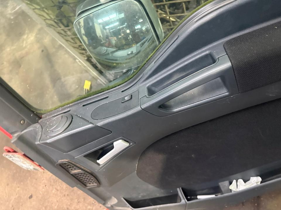 MAN TGL Beifahrertür Rot Spiegel Innenverkleidung - Porta e peças de Caminhão: foto 4 MAN TGL Beifahrertür Rot Spiegel Innenverkleidung - Porta e peças de Caminhão: foto 4