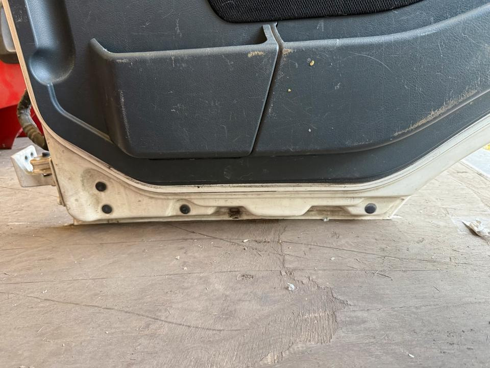MAN TGL Beifahrertür Weiß Spiegel Innenverkleidung - Porta e peças de Caminhão: foto 5 MAN TGL Beifahrertür Weiß Spiegel Innenverkleidung - Porta e peças de Caminhão: foto 5