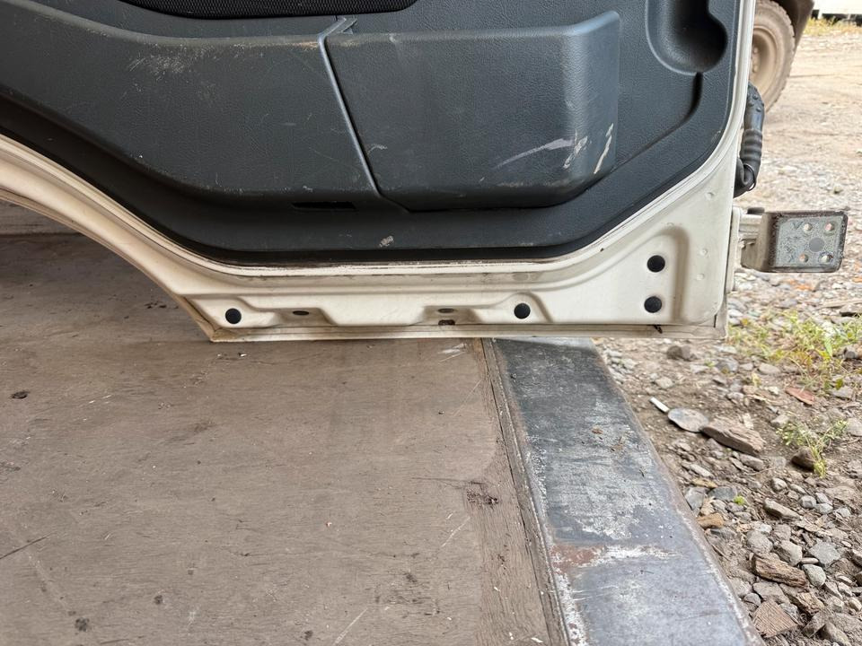 MAN TGL Fahrertür Weiß Spiegel Innenverkleidung - Porta e peças de Caminhão: foto 5 MAN TGL Fahrertür Weiß Spiegel Innenverkleidung - Porta e peças de Caminhão: foto 5