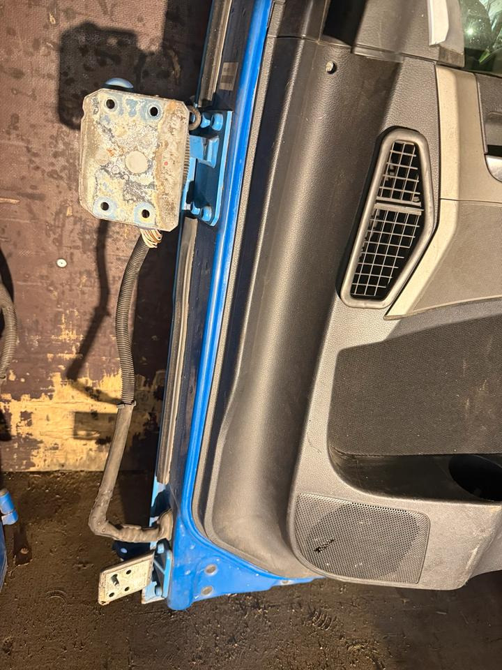 MAN TGS EU5 Beifahrertür Blau Spiegel Innenverkleidung LN 54 - Porta e peças de Caminhão: foto 3 MAN TGS EU5 Beifahrertür Blau Spiegel Innenverkleidung LN 54 - Porta e peças de Caminhão: foto 3