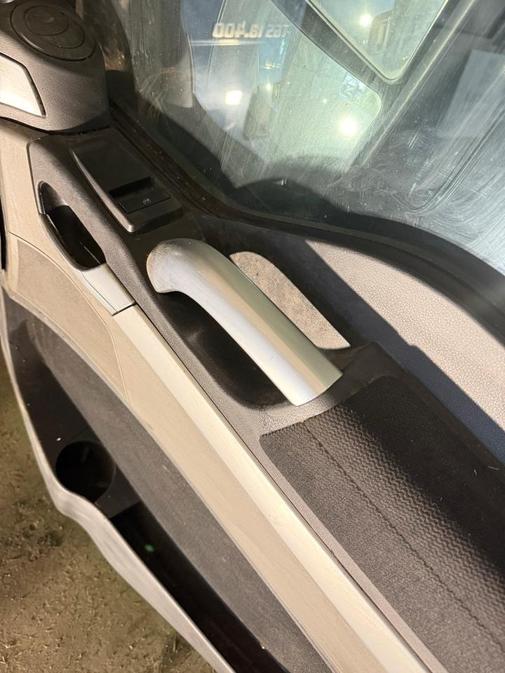 MAN TGS EU6 Beifahrertür Grün Spiegel Innenverkleidung LN 52 - Porta e peças de Caminhão: foto 3 MAN TGS EU6 Beifahrertür Grün Spiegel Innenverkleidung LN 52 - Porta e peças de Caminhão: foto 3
