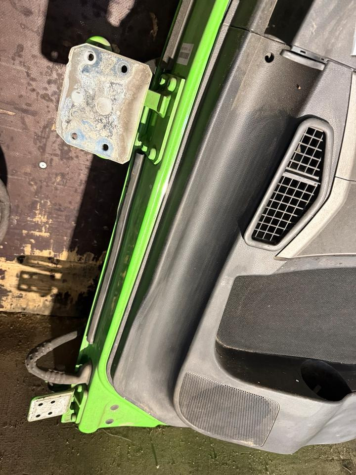 MAN TGS EU6 Beifahrertür Grün Spiegel Innenverkleidung LN 52 - Porta e peças de Caminhão: foto 4 MAN TGS EU6 Beifahrertür Grün Spiegel Innenverkleidung LN 52 - Porta e peças de Caminhão: foto 4