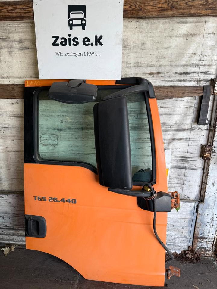 MAN TGS EU6 Beifahrertür Orange Spiegel Innenverkleidung LN 81 - Porta e peças de Caminhão: foto 1 MAN TGS EU6 Beifahrertür Orange Spiegel Innenverkleidung LN 81 - Porta e peças de Caminhão: foto 1